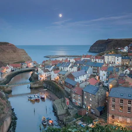 Galtres Close To * Pickering